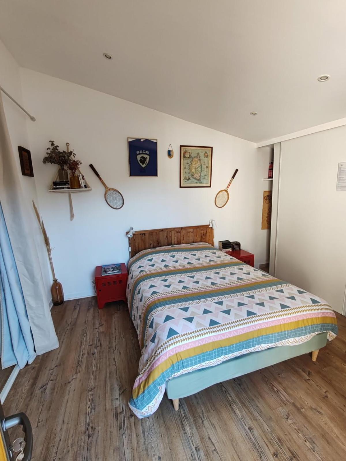 פיוריאני Casa Davia. Studio Independant Meuble. מראה חיצוני תמונה